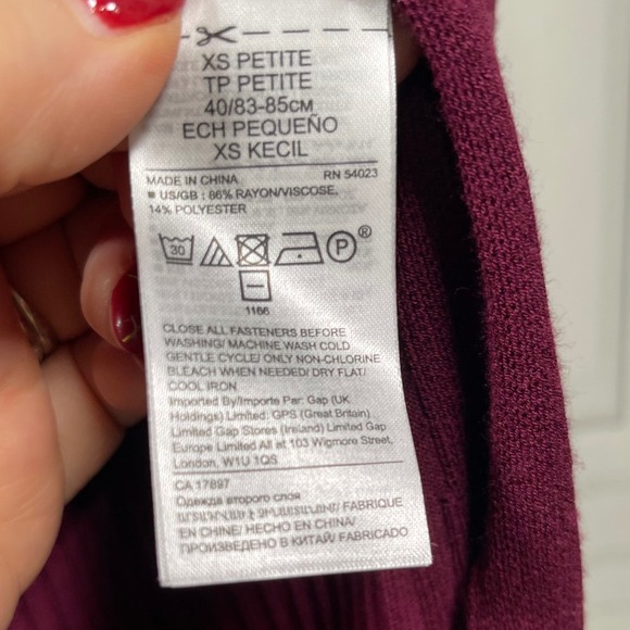 NWT Banana Republic Petite XS Ribbed Knit Midi Dress Burgundy Long Sleeve‎ - Picture 11 of 12